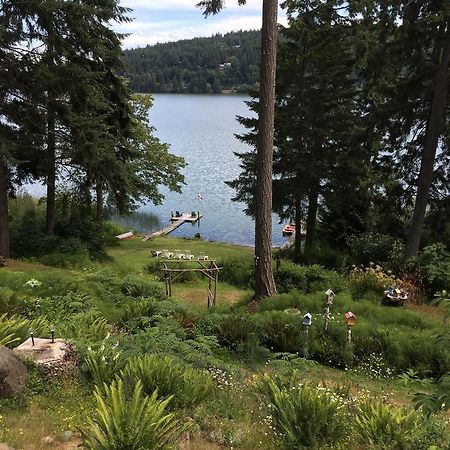 Maple Ridge Cottages Ganges Exterior photo