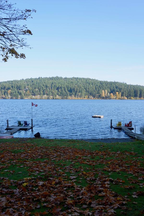 Maple Ridge Cottages Ganges Exterior photo